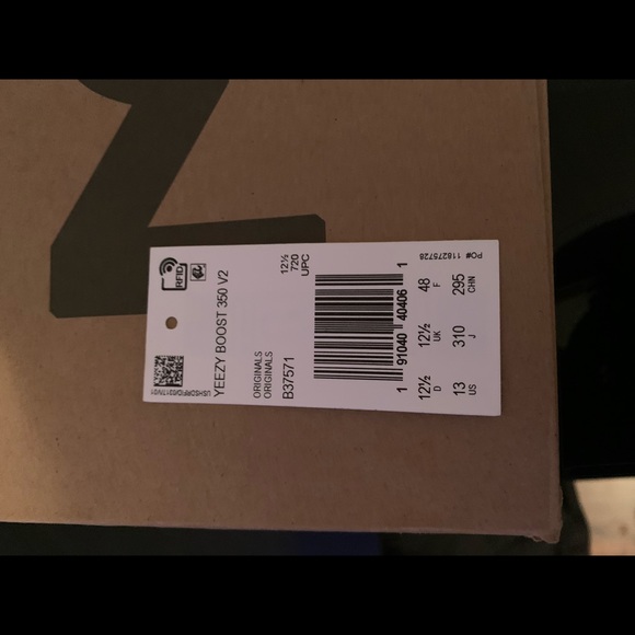 Yeezy 350 blue tints main image 7